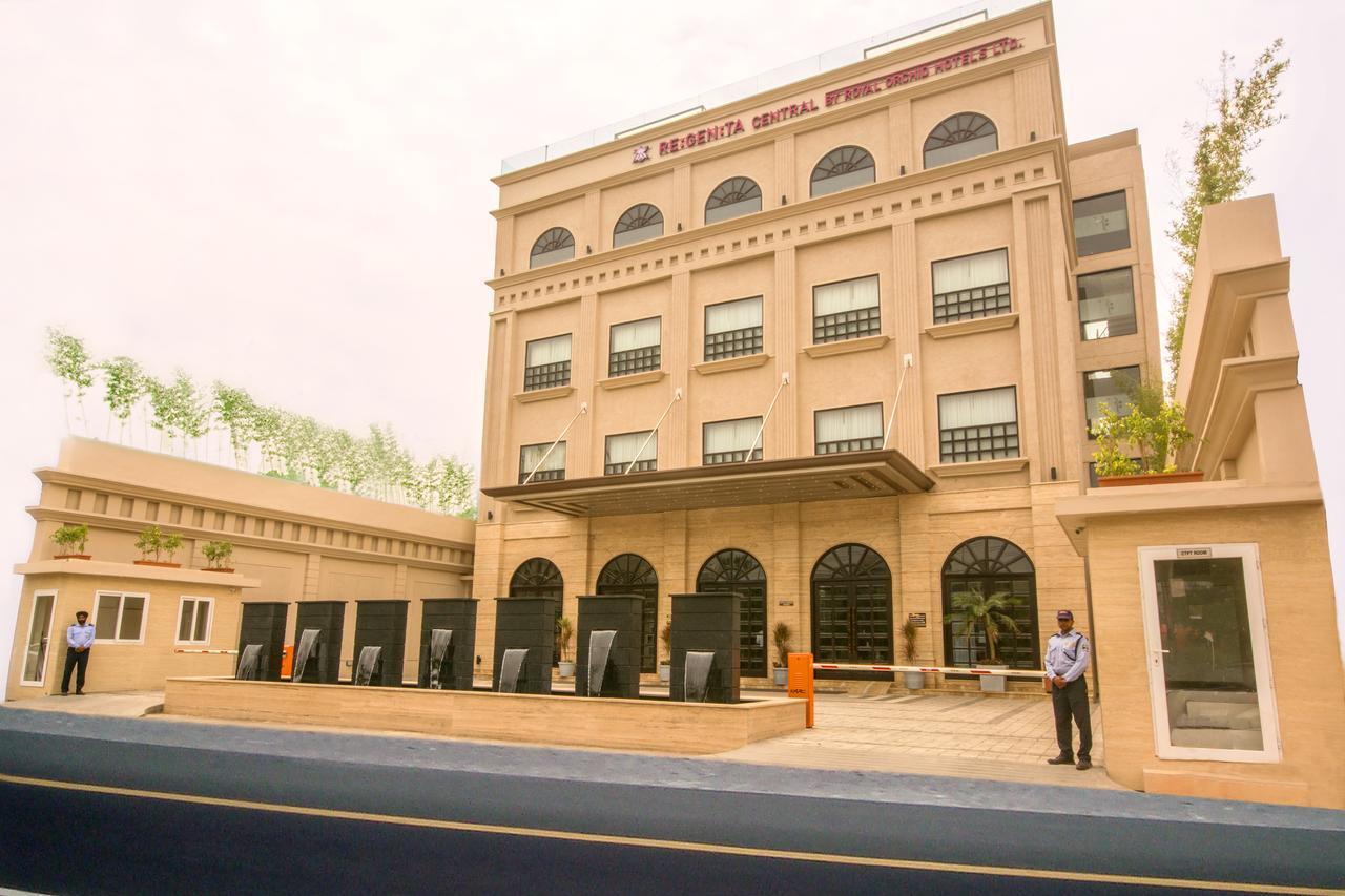 Regenta Central Amritsar Exterior photo