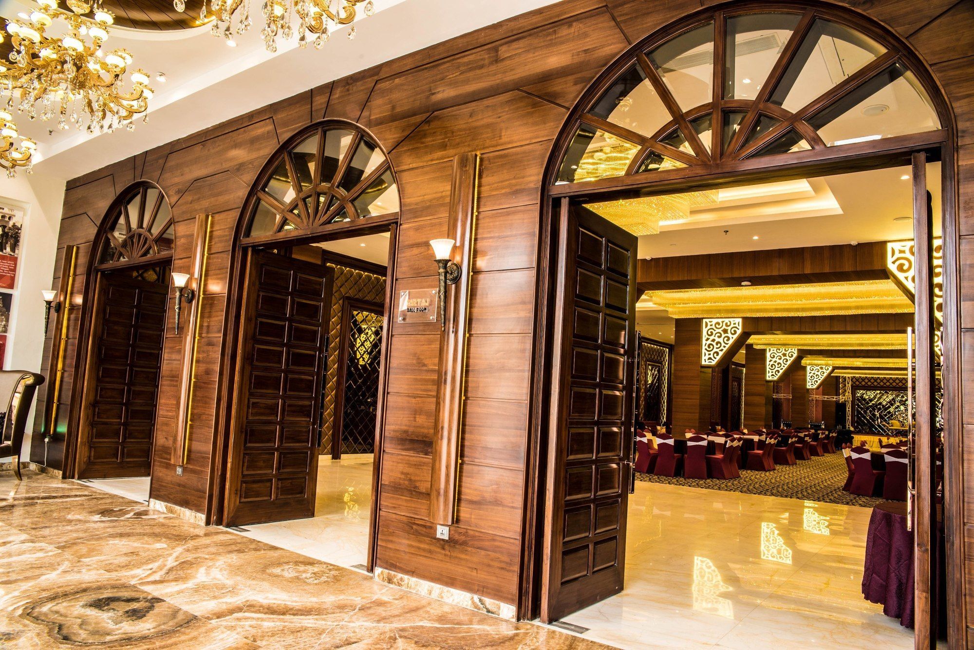 Regenta Central Amritsar Exterior photo